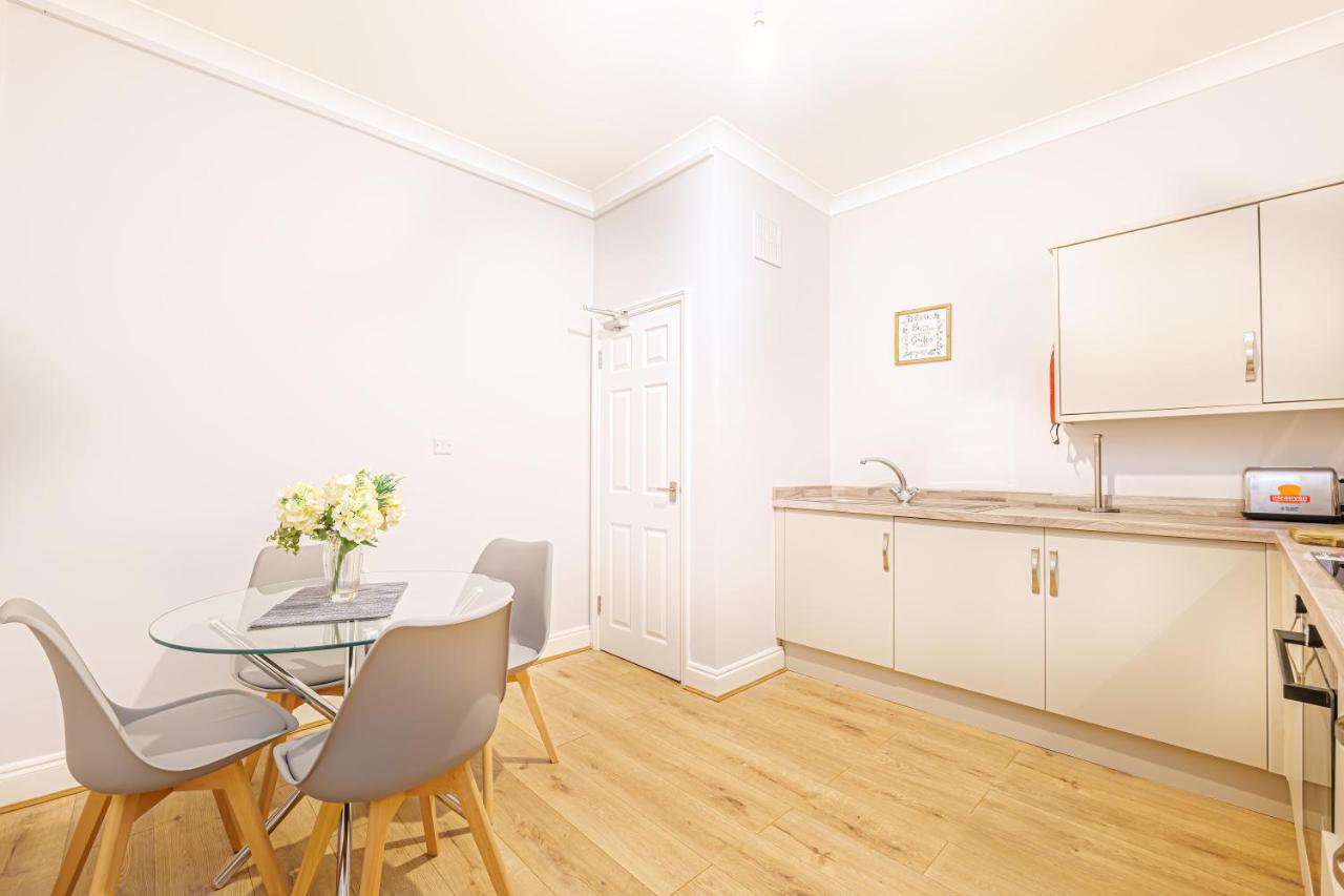 Luxury Apartments In Margate Centre Extérieur photo